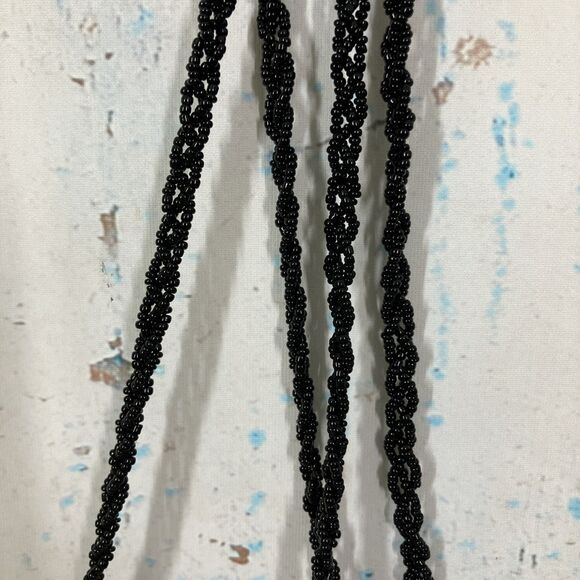 Tico Collection Shoulder Bag Shell Sided Beaded Strap agnetic Snap Closure - Picture 2 of 6